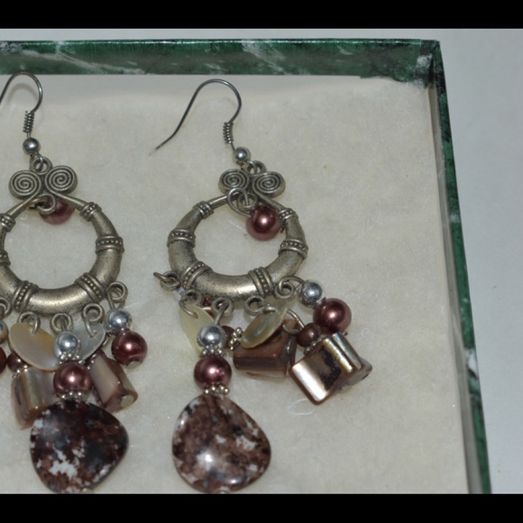 Earrings - Picture 3 of 4